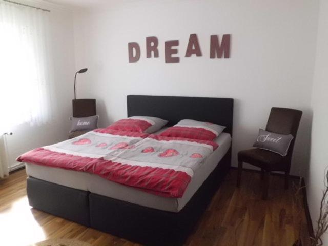 Ferienwohnung Im Haus Sonnenschein Beim Senftenberger See Hosena Exterior foto